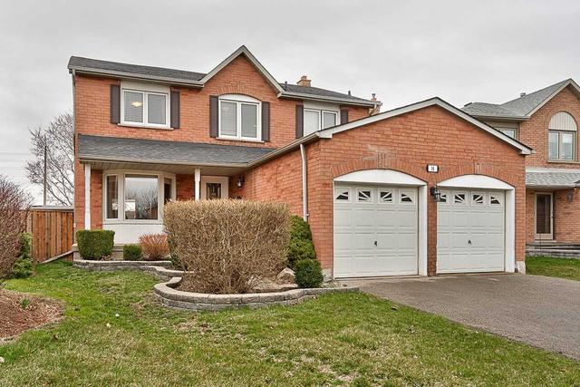 16 Neville Cres, House detached with 4 bedrooms, 3 bathrooms and 4 parking in Brampton ON | Image 1