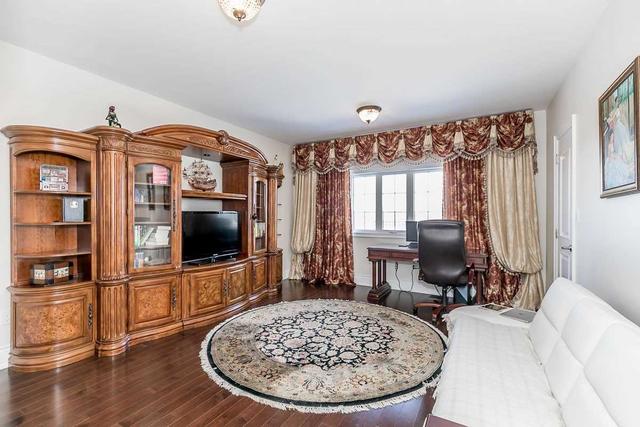 115 Stallions Crt, House detached with 6 bedrooms, 8 bathrooms and 13 parking in Vaughan ON | Image 24