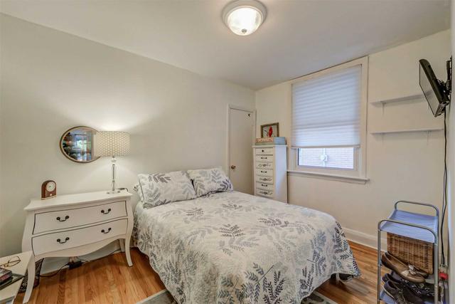232 Glenholme Ave, House detached with 3 bedrooms, 2 bathrooms and 3 parking in Hamilton ON | Image 3