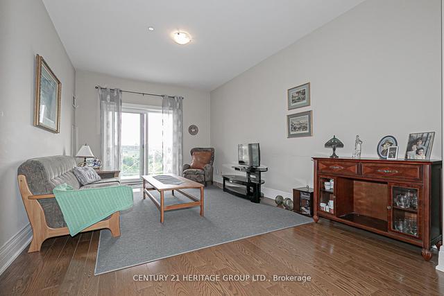 321 - 80 Burns Blvd, Condo with 2 bedrooms, 2 bathrooms and 1 parking in King ON | Image 4