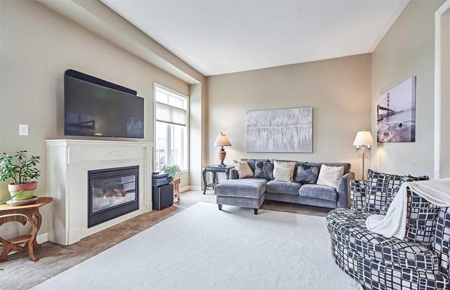 49 Muscat Cres, House detached with 4 bedrooms, 4 bathrooms and 2 parking in Ajax ON | Image 3