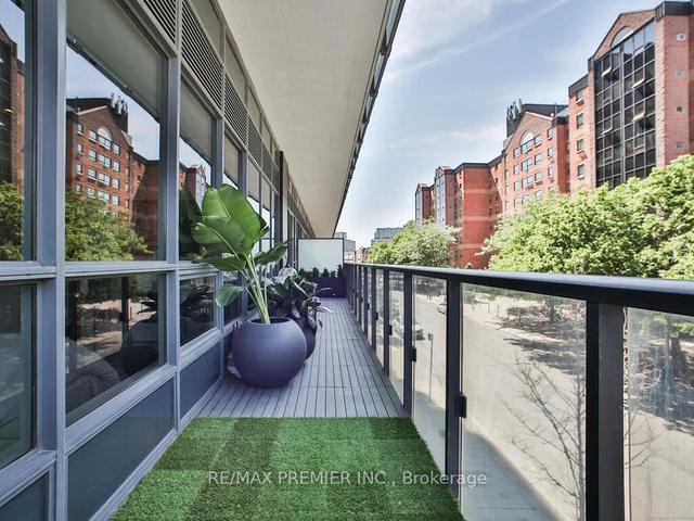 106 - 1030 King St W, Townhouse with 2 bedrooms, 2 bathrooms and 1 parking in Toronto ON | Image 21