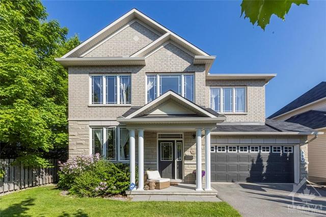 360 Abbeydale Circle, House detached with 4 bedrooms, 3 bathrooms and 6 parking in Ottawa ON | Image 2