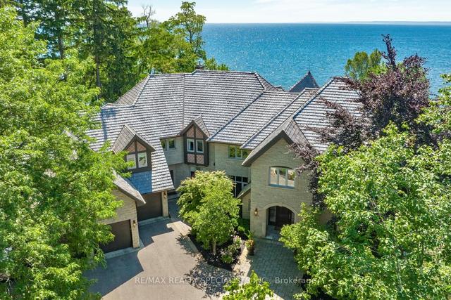 4038 Lakeshore Rd, House detached with 6 bedrooms, 10 bathrooms and 16 parking in Burlington ON | Image 1