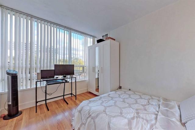 205 - 75 King St E, Condo with 2 bedrooms, 2 bathrooms and 1 parking in Mississauga ON | Image 21