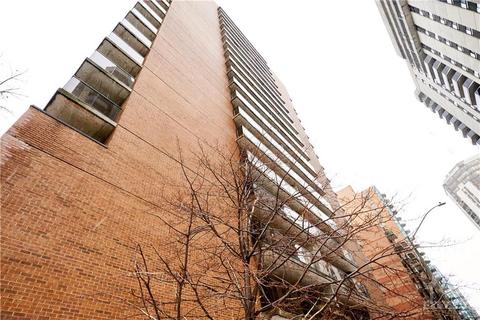 1205 - 475 Laurier Avenue W, Condo with 1 bedrooms, 1 bathrooms and null parking in Ottawa ON | Card Image