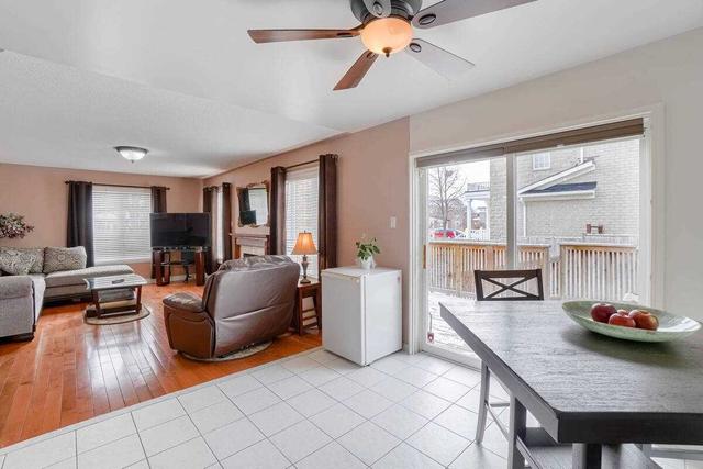 63 Penbridge Circ, House detached with 4 bedrooms, 3 bathrooms and 6 parking in Brampton ON | Image 5