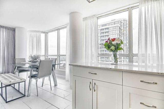 1417 - 5 Rowntree Rd, Condo with 2 bedrooms, 2 bathrooms and 1 parking in Toronto ON | Image 6