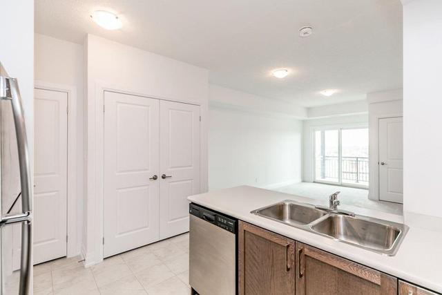 207 - 295 Cundles Rd E, Condo with 1 bedrooms, 1 bathrooms and 1 parking in Barrie ON | Image 7
