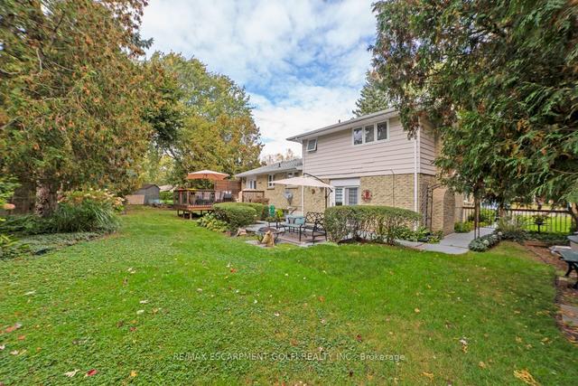 11 Ventnor Crt, House detached with 3 bedrooms, 2 bathrooms and 5 parking in Brantford ON | Image 16
