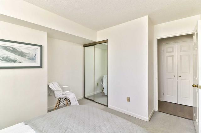 504 - 47 St Clair Ave W, Condo with 2 bedrooms, 2 bathrooms and 1 parking in Toronto ON | Image 14