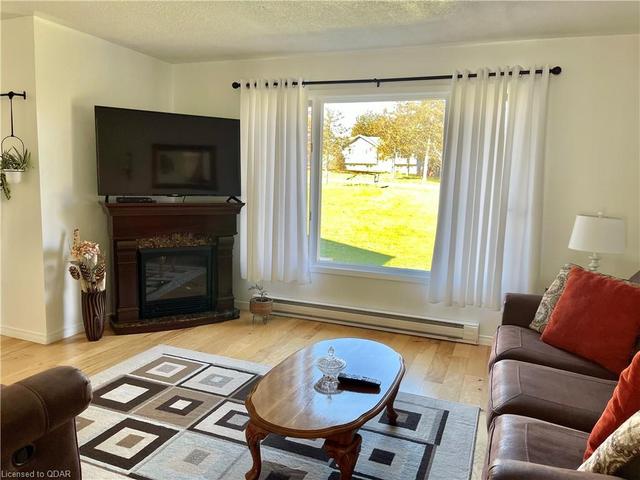 584 Hinchey Road E, House detached with 3 bedrooms, 2 bathrooms and 10 parking in Tyendinaga ON | Image 7