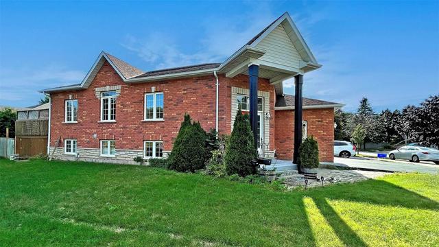 1 Robert Adams Dr, House detached with 3 bedrooms, 3 bathrooms and 6 parking in Clarington ON | Image 12