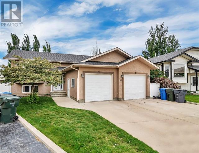 48 Sundown Court Sw, House detached with 4 bedrooms, 3 bathrooms and 3 parking in Medicine Hat AB | Card Image