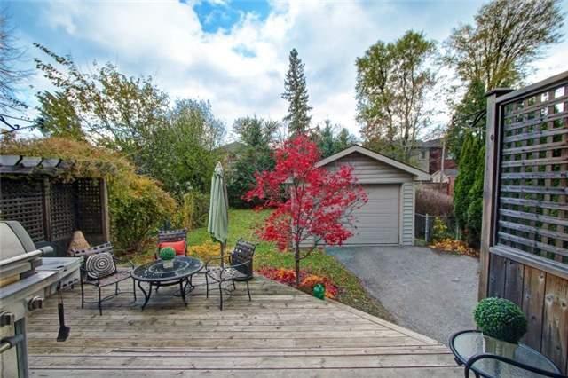 111 Parklea Dr, House detached with 3 bedrooms, 4 bathrooms and 5 parking in Toronto ON | Image 19