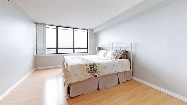 1223 - 75 Bamburgh Circ, Condo with 3 bedrooms, 2 bathrooms and 2 parking in Toronto ON | Image 5