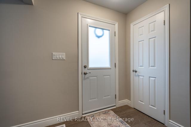 4 East 44th St, House detached with 3 bedrooms, 2 bathrooms and 5 parking in Hamilton ON | Image 12