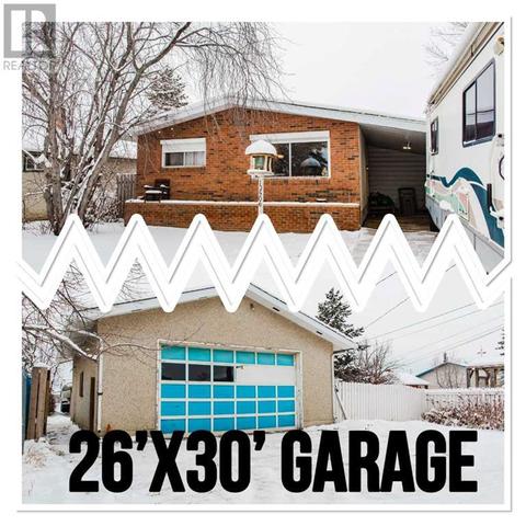 10506 101 Avenue, House detached with 2 bedrooms, 2 bathrooms and 5 parking in Grande Prairie AB | Card Image