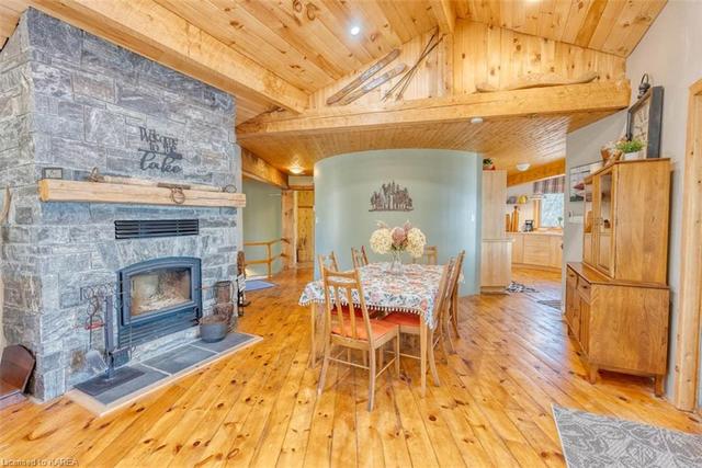 2323 Grindstone Lake Road, House detached with 2 bedrooms, 1 bathrooms and 4 parking in North Frontenac ON | Image 46