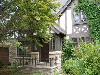 1207 Royal York Rd, House detached with 4 bedrooms, 3 bathrooms and 3 parking in Toronto ON | Image 4
