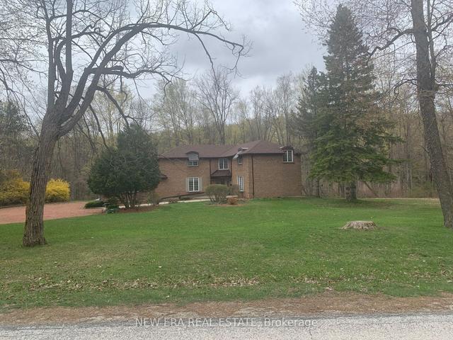 8644 Canyon Rd, House detached with 4 bedrooms, 3 bathrooms and 13 parking in Milton ON | Image 23