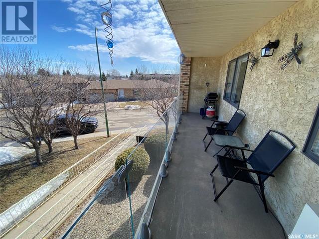 201 - 27 Erichsen Place, Condo with 2 bedrooms, 2 bathrooms and null parking in Yorkton SK | Image 22