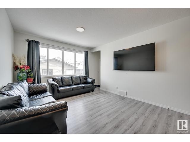 9615 230 St Nw, House detached with 4 bedrooms, 3 bathrooms and null parking in Edmonton AB | Image 7
