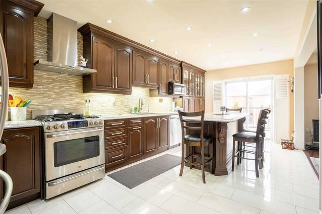 80 Apollo Rd, House attached with 4 bedrooms, 4 bathrooms and 4 parking in Markham ON | Image 7