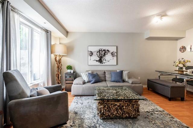 1201 - 22 Laidlaw St, Townhouse with 2 bedrooms, 1 bathrooms and 1 parking in Toronto ON | Image 1