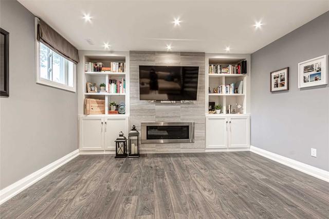 1255 Lakeview Dr, House detached with 4 bedrooms, 2 bathrooms and 3 parking in Oakville ON | Image 9