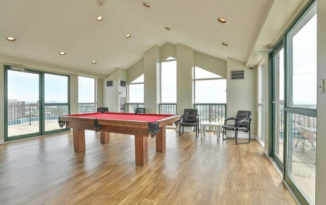 1014 - 155 Hillcrest Ave, Condo with 2 bedrooms, 1 bathrooms and 1 parking in Mississauga ON | Image 18