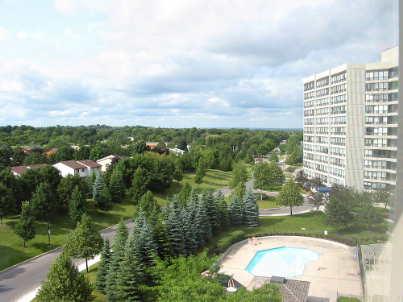 706 - 12 Laurelcrest St, Condo with 2 bedrooms, 1 bathrooms and 1 parking in Brampton ON | Image 6
