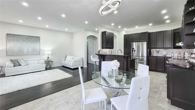 29 Farmhouse Cres, House detached with 3 bedrooms, 4 bathrooms and 5 parking in Richmond Hill ON | Image 38