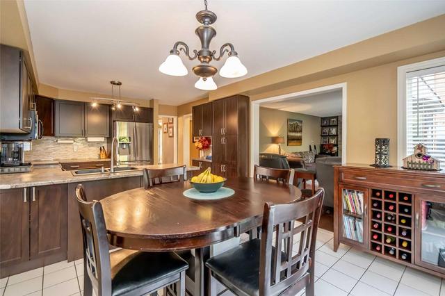 80 Cityview Circ, House detached with 4 bedrooms, 4 bathrooms and 2 parking in Barrie ON | Image 9