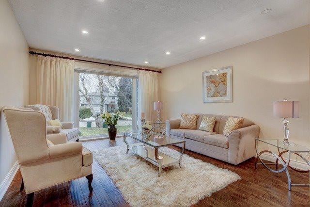 24 Jondan Cres, House detached with 4 bedrooms, 2 bathrooms and 8 parking in Markham ON | Image 5