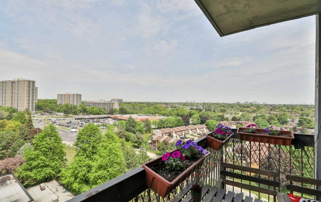 1019 - 50 Mississauga Valley Blvd, Condo with 3 bedrooms, 2 bathrooms and 1 parking in Mississauga ON | Image 29