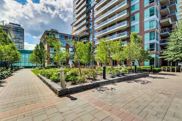 221 - 80 Western Battery Rd, Condo with 1 bedrooms, 2 bathrooms and 1 parking in Toronto ON | Image 10
