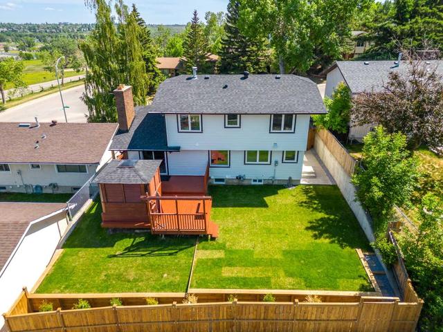 576 Parkridge Drive Se, House detached with 5 bedrooms, 3 bathrooms and 4 parking in Calgary AB | Image 41