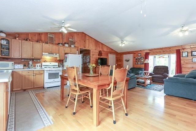15432 12 Highway, House detached with 2 bedrooms, 3 bathrooms and 10 parking in Scugog ON | Image 14