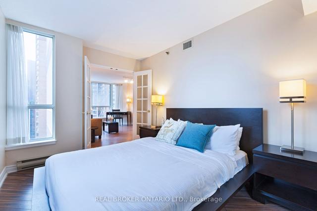 1110 - 38 Elm St, Condo with 1 bedrooms, 1 bathrooms and 0 parking in Toronto ON | Image 7