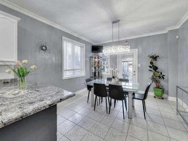 436 Gilbert Ave, House semidetached with 3 bedrooms, 4 bathrooms and 5 parking in Toronto ON | Image 7