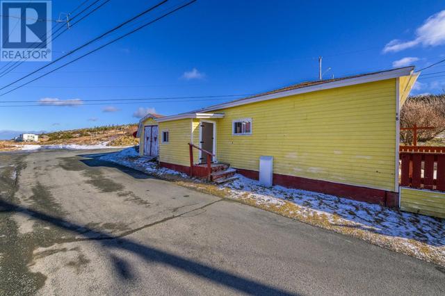 18 Wade's Lane, House detached with 2 bedrooms, 1 bathrooms and null parking in Flatrock NL | Image 4