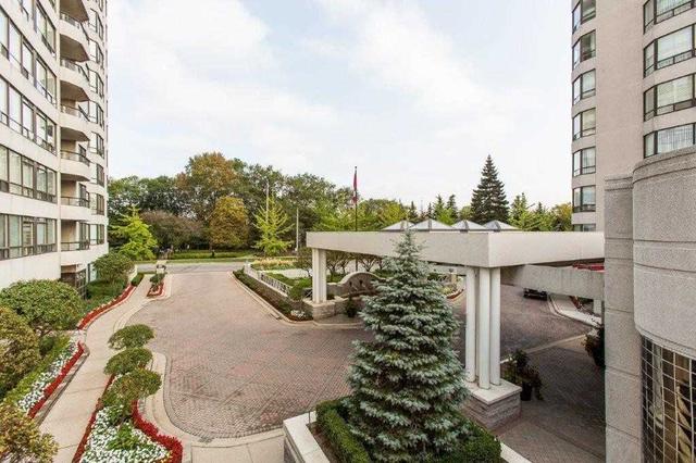 210 - 1 Aberfoyle Cres, Condo with 2 bedrooms, 2 bathrooms and 1 parking in Toronto ON | Image 12