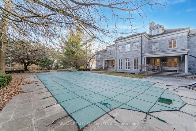 11 High Point Rd, House detached with 9 bedrooms, 14 bathrooms and 26 parking in Toronto ON | Image 29