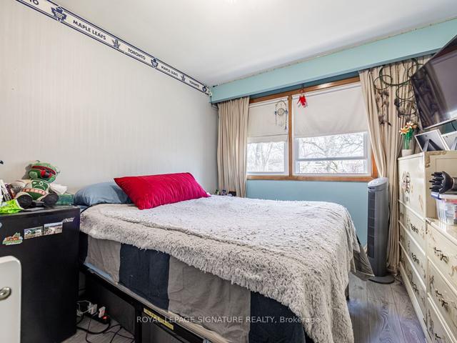 127 Yonge Blvd, House detached with 6 bedrooms, 3 bathrooms and 6 parking in Toronto ON | Image 5
