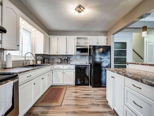 29 Bendingroad Cres, House detached with 3 bedrooms, 2 bathrooms and 4 parking in St. Catharines ON | Image 2