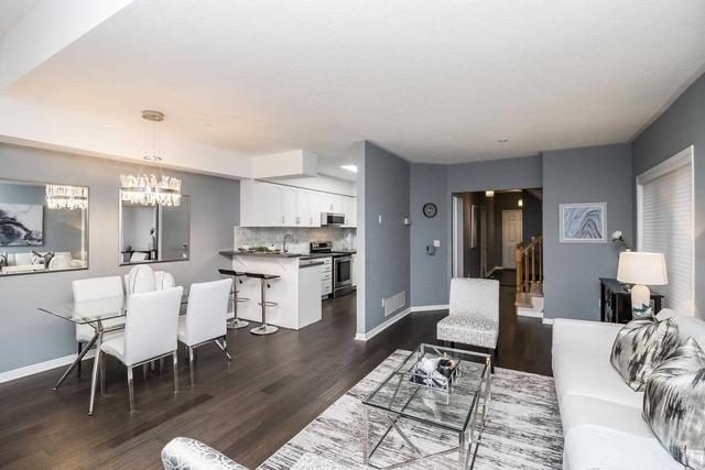 1166 Upper Village Dr, Townhouse with 3 bedrooms, 3 bathrooms and 3 parking in Mississauga ON | Image 10