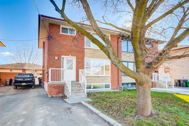 13 Burton Rd, House semidetached with 3 bedrooms, 3 bathrooms and 5 parking in Brampton ON | Image 12