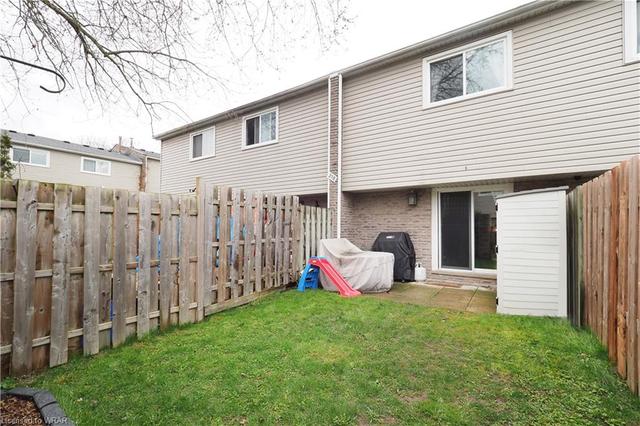 b - 318 Bluevale Street N, House attached with 2 bedrooms, 1 bathrooms and 1 parking in Waterloo ON | Image 24