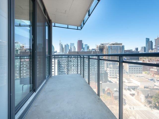 1312 - 318 King St E, Condo with 2 bedrooms, 2 bathrooms and 1 parking in Toronto ON | Image 15